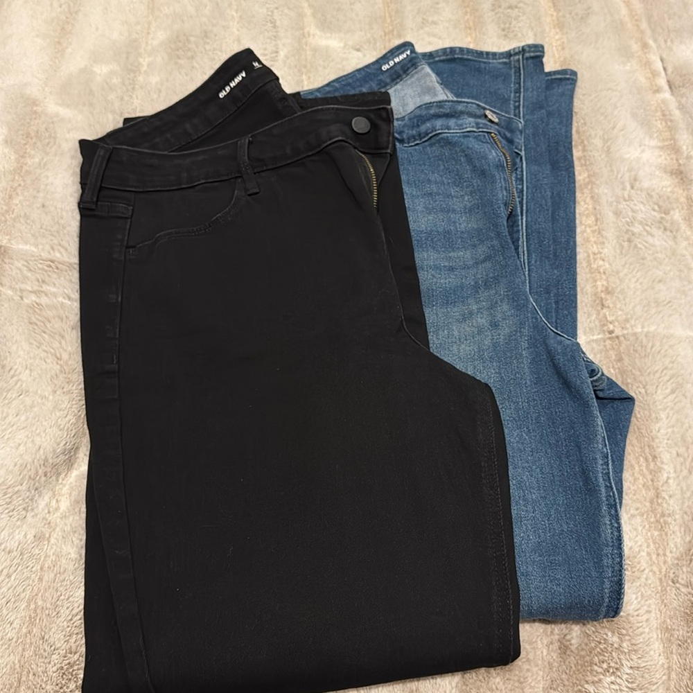 Bundle of Old Navy WOW Straight High Rise Jeans